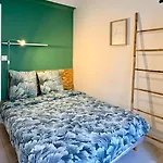 Apartmán Le Colbert, Spacieux, 4 Chambres, 4 Salles De Bain Nîmes